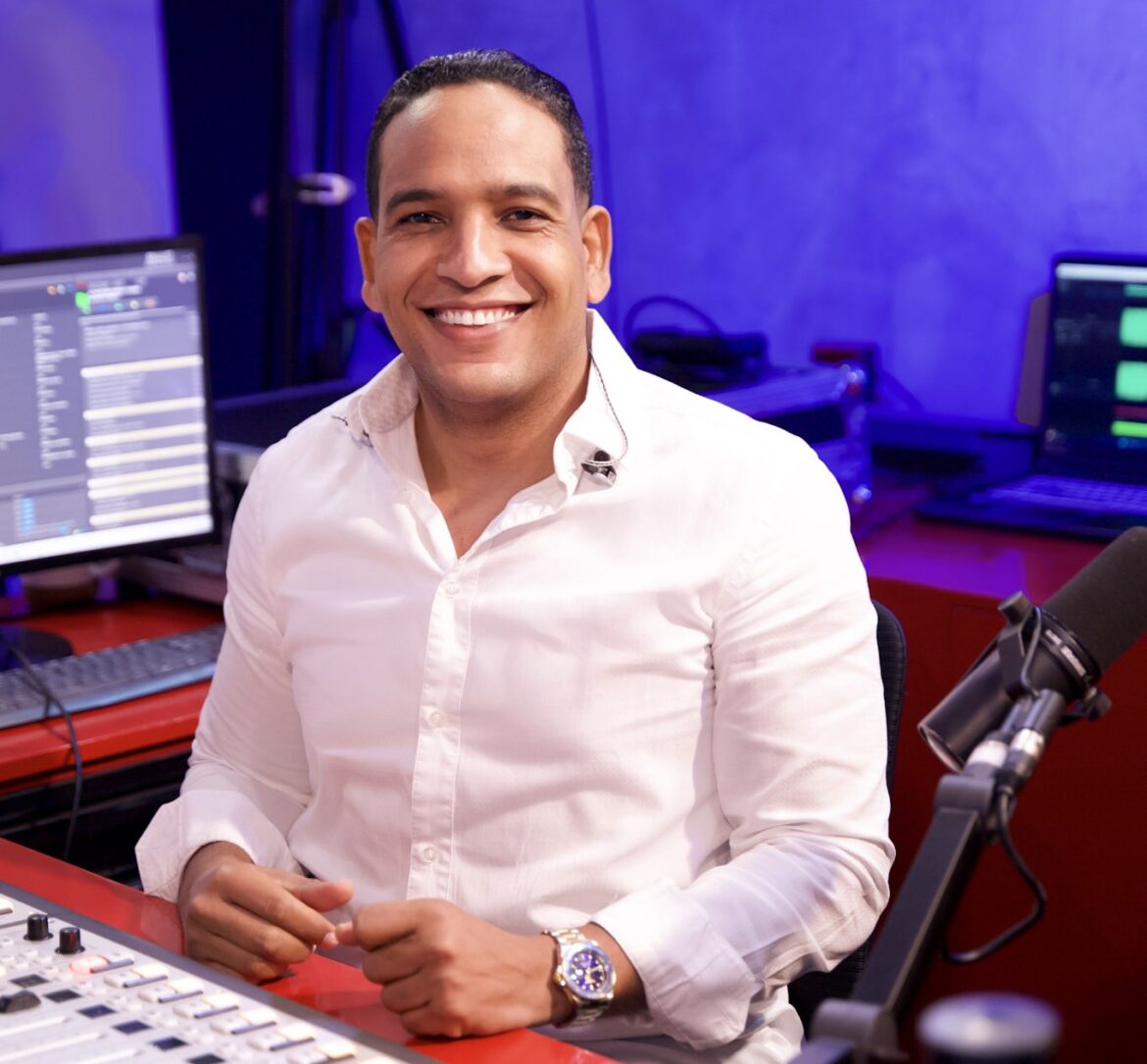 Periodista Hansel García